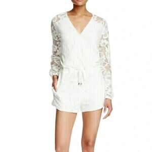 Romeo & Juliet Cream Lace Romper Size S